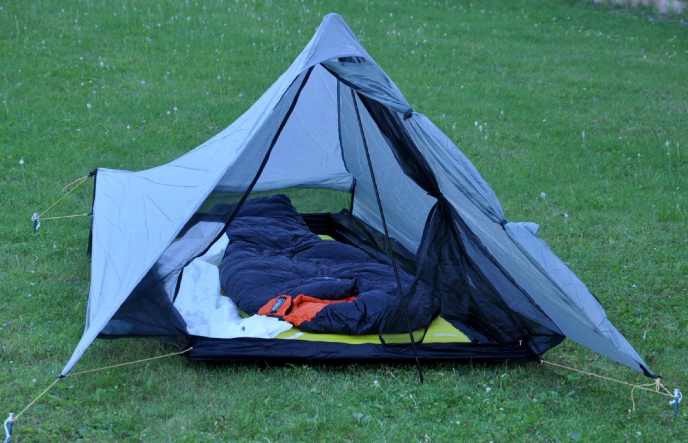 Klicke auf die Grafik für eine vergrößerte Ansicht
Name: 5_tarptent1.jpg
Ansichten: 1
Größe: 362,1 KB
ID: 2649025