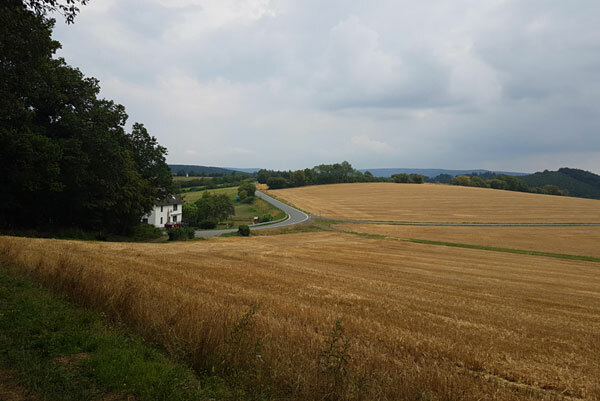 Klicke auf die Grafik für eine vergrößerte Ansicht

Name: 190803-026.jpg
Ansichten: 314
Größe: 51,4 KB
ID: 3006127