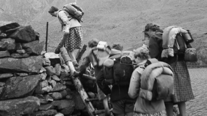 Klicke auf die Grafik für eine vergrößerte Ansicht  Name: 1956_0034_wales.jpg Ansichten: 0 Größe: 58,5 KB ID: 3013169