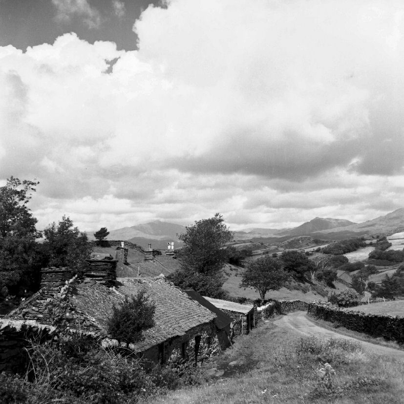 Klicke auf die Grafik für eine vergrößerte Ansicht  Name: 1956_0030_wales.jpg Ansichten: 206 Größe: 115,6 KB ID: 3013320