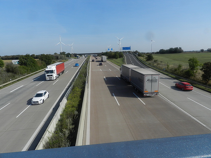 Klicke auf die Grafik für eine vergrößerte Ansicht

Name: saalereadweg, 2020-9 (246).JPG
Ansichten: 331
Größe: 1,39 MB
ID: 3019578