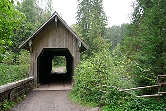 Klicke auf die Grafik für eine vergrößerte Ansicht

Name: 201001Stallegger Brücke_1200606.jpg
Ansichten: 326
Größe: 95,5 KB
ID: 3030143