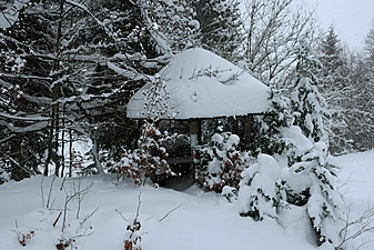 Klicke auf die Grafik für eine vergrößerte Ansicht

Name: Pavillon1.JPG
Ansichten: 663
Größe: 811,4 KB
ID: 3031124