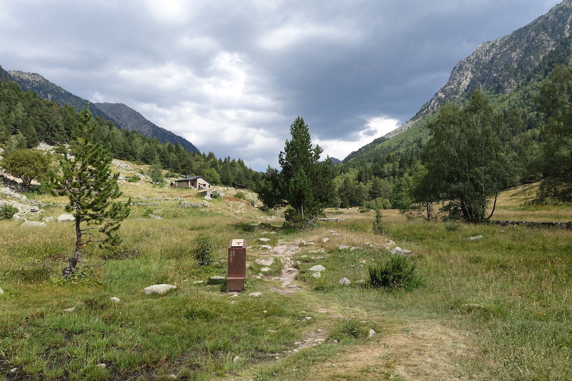 Klicke auf die Grafik für eine vergrößerte Ansicht

Name: 69-GR11-Fontverd.jpg
Ansichten: 499
Größe: 374,2 KB
ID: 3034543