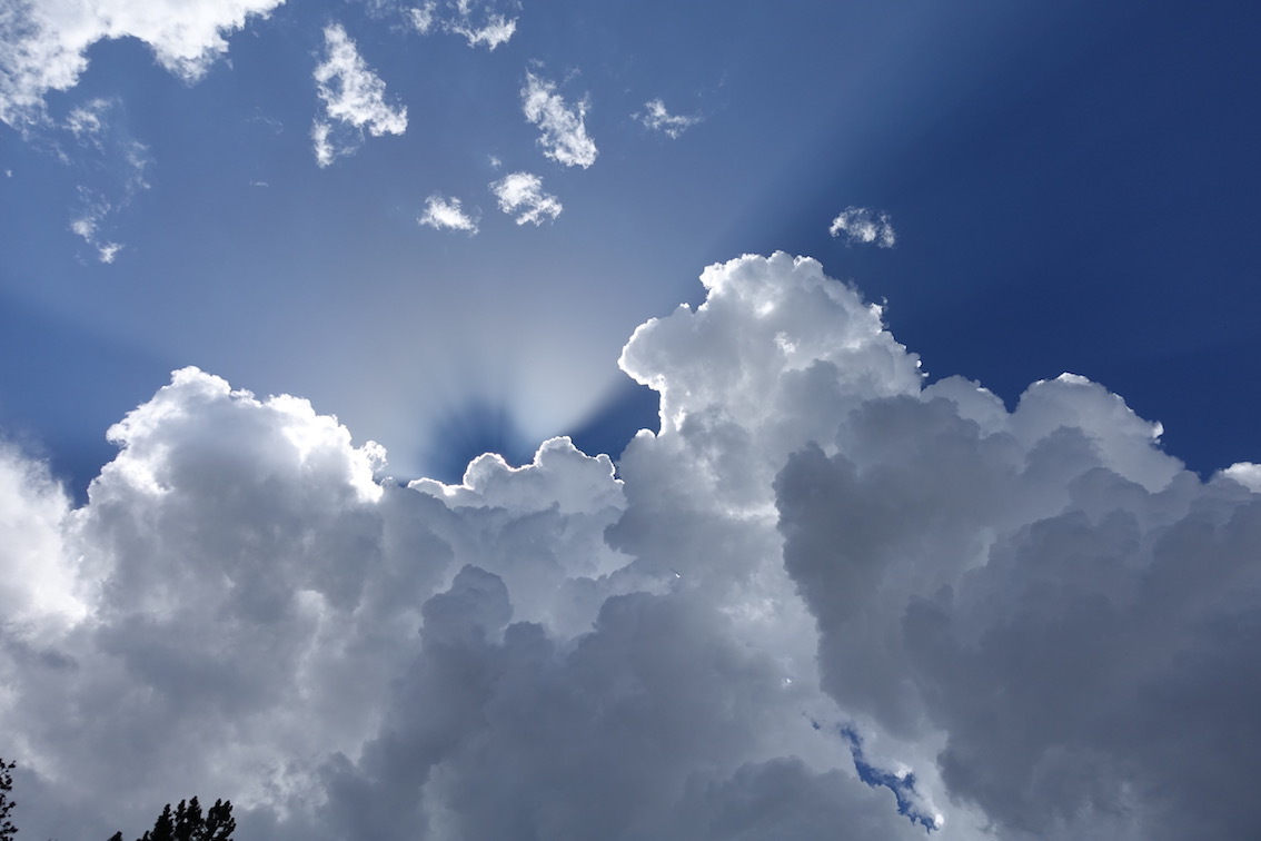 Klicke auf die Grafik für eine vergrößerte Ansicht

Name: 76-GR11-Kurz vorm Wetterumschwung.jpg
Ansichten: 517
Größe: 109,1 KB
ID: 3034556