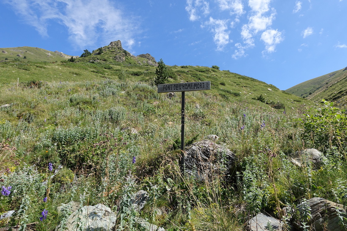 Klicke auf die Grafik für eine vergrößerte Ansicht

Name: 102-GR11-Font de l'Home Mort.jpg
Ansichten: 403
Größe: 471,9 KB
ID: 3035811