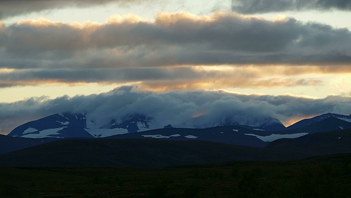 Klicke auf die Grafik für eine vergrößerte Ansicht

Name: 2020-09, Lappland, 038_verkleinert.jpg
Ansichten: 1175
Größe: 981,1 KB
ID: 3048427