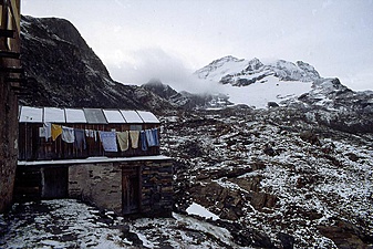 Klicke auf die Grafik für eine vergrößerte Ansicht

Name: 37_col-d-olen-winterraum.jpg
Ansichten: 874
Größe: 173,7 KB
ID: 3054097