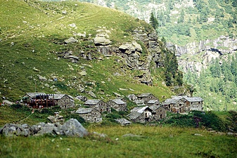Klicke auf die Grafik für eine vergrößerte Ansicht

Name: 44f-crespi-calderini.jpg
Ansichten: 846
Größe: 183,7 KB
ID: 3054156