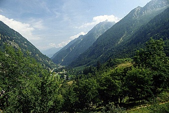 Klicke auf die Grafik für eine vergrößerte Ansicht

Name: 54_val-anzasca.jpg
Ansichten: 814
Größe: 146,4 KB
ID: 3054470