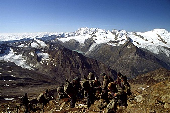 Klicke auf die Grafik für eine vergrößerte Ansicht

Name: 77_bundesheer.jpg
Ansichten: 869
Größe: 133,4 KB
ID: 3054495