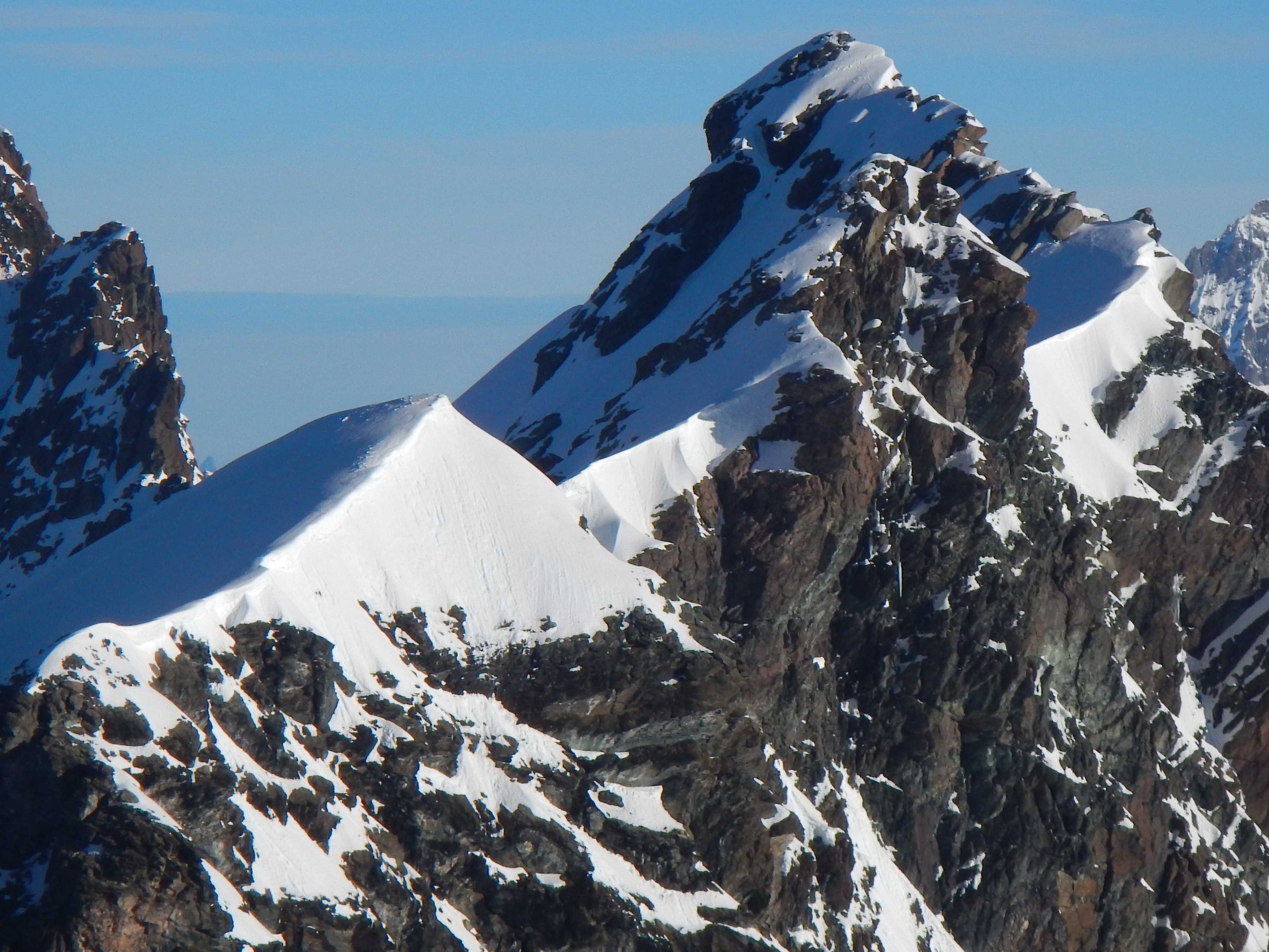 Klicke auf die Grafik für eine vergrößerte Ansicht

Name: monte rosa2.JPG
Ansichten: 239
Größe: 2,90 MB
ID: 3059722