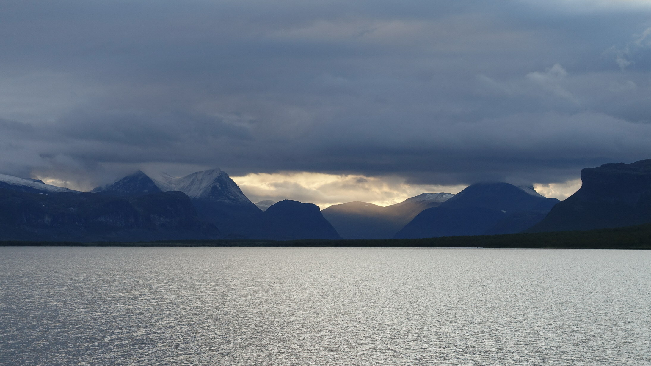 Klicke auf die Grafik für eine vergrößerte Ansicht  Name: Abisko 003_resize.JPG Ansichten: 12 Größe: 492,8 KB ID: 3076432