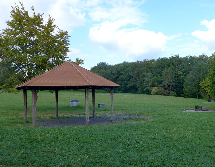 Klicke auf die Grafik für eine vergrößerte Ansicht  Name: U_Grillplatz_EgelseerHeide_2.jpg Ansichten: 0 Größe: 217,7 KB ID: 3077224