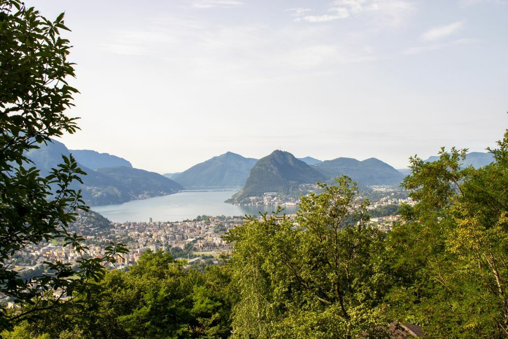 Klicke auf die Grafik für eine vergrößerte Ansicht  Name: 05 Lugano kommt in Sicht.jpg Ansichten: 0 Größe: 154,9 KB ID: 3077734