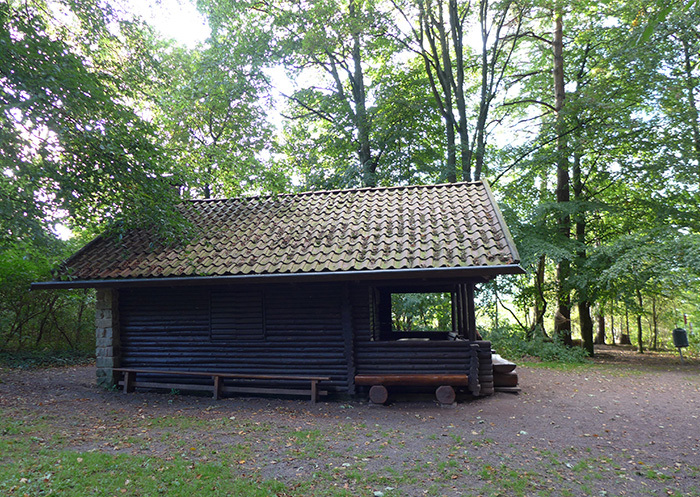 Klicke auf die Grafik für eine vergrößerte Ansicht  Name: SH-Brandshof_3.jpg Ansichten: 0 Größe: 310,7 KB ID: 3078718