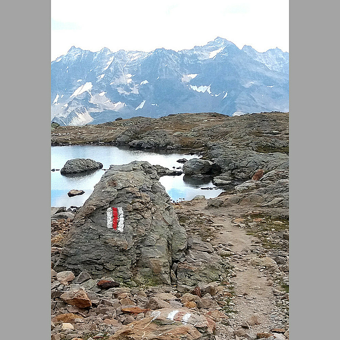 Klicke auf die Grafik für eine vergrößerte Ansicht  Name: 2020-09 CH Loetschenpass_11Q.jpg Ansichten: 0 Größe: 325,6 KB ID: 3082426