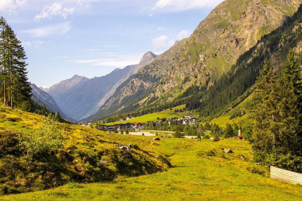 Klicke auf die Grafik für eine vergrößerte Ansicht  Name: 20 In Mittelberg.jpg Ansichten: 0 Größe: 185,3 KB ID: 3082976