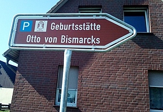 Klicke auf die Grafik für eine vergrößerte Ansicht  Name: 0909-2 Bismarck.jpeg Ansichten: 0 Größe: 66,0 KB ID: 3102839