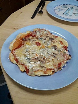 Klicke auf die Grafik für eine vergrößerte Ansicht  Name: 0915 -1 Pizza.jpg Ansichten: 0 Größe: 34,0 KB ID: 3103073