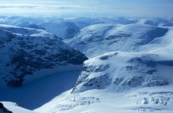 Klicke auf die Grafik für eine vergrößerte Ansicht  Name: norge_4-2005_163.jpg Ansichten: 0 Größe: 141,4 KB ID: 3109324