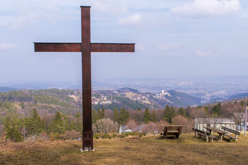 Klicke auf die Grafik für eine vergrößerte Ansicht

Name: 18 Pause auf dem Heuberg.jpg
Ansichten: 4339
Größe: 98,9 KB
ID: 3126036