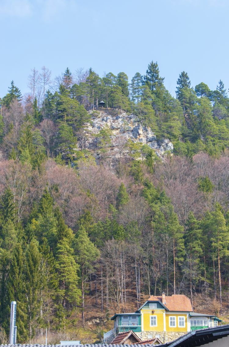 Klicke auf die Grafik für eine vergrößerte Ansicht  Name: 18 Aussichtspunkt hoch über Scheiblingkirchen.jpg Ansichten: 0 Größe: 213,5 KB ID: 3126540