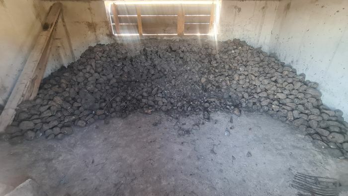 Klicke auf die Grafik für eine vergrößerte Ansicht

Name: 184 Futterlagerbunker auf der Lichtung Hohenegg 02.jpg
Ansichten: 82
Größe: 47,3 KB
ID: 3127903