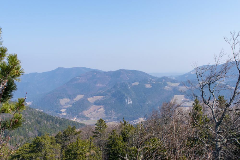 Klicke auf die Grafik für eine vergrößerte Ansicht  Name: 10 Das Gutensteiner Tal.jpg Ansichten: 0 Größe: 111,4 KB ID: 3131448