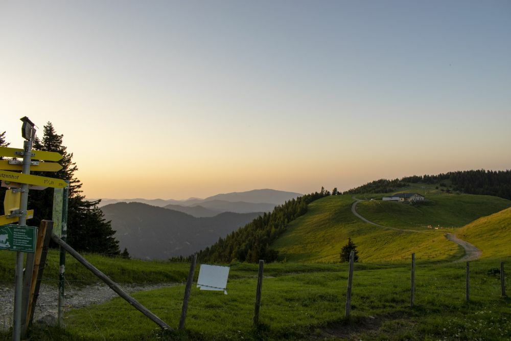 Klicke auf die Grafik für eine vergrößerte Ansicht  Name: 06 Abendstimmung am Fadensattel.jpg Ansichten: 0 Größe: 69,1 KB ID: 3142259