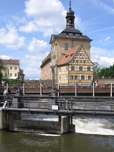 Klicke auf die Grafik für eine vergrößerte Ansicht  Name: 2_3a Bamberg - Eingang.JPG Ansichten: 0 Größe: 151,8 KB ID: 3142741