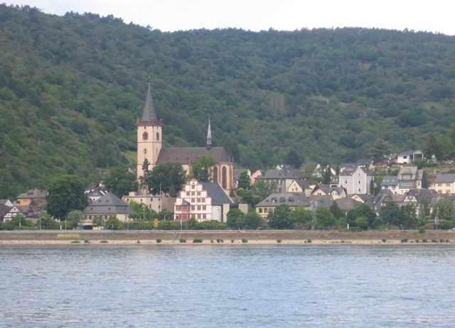 Klicke auf die Grafik für eine vergrößerte Ansicht

Name: 010_z11_Ort.JPG
Ansichten: 482
Größe: 142,0 KB
ID: 3145204