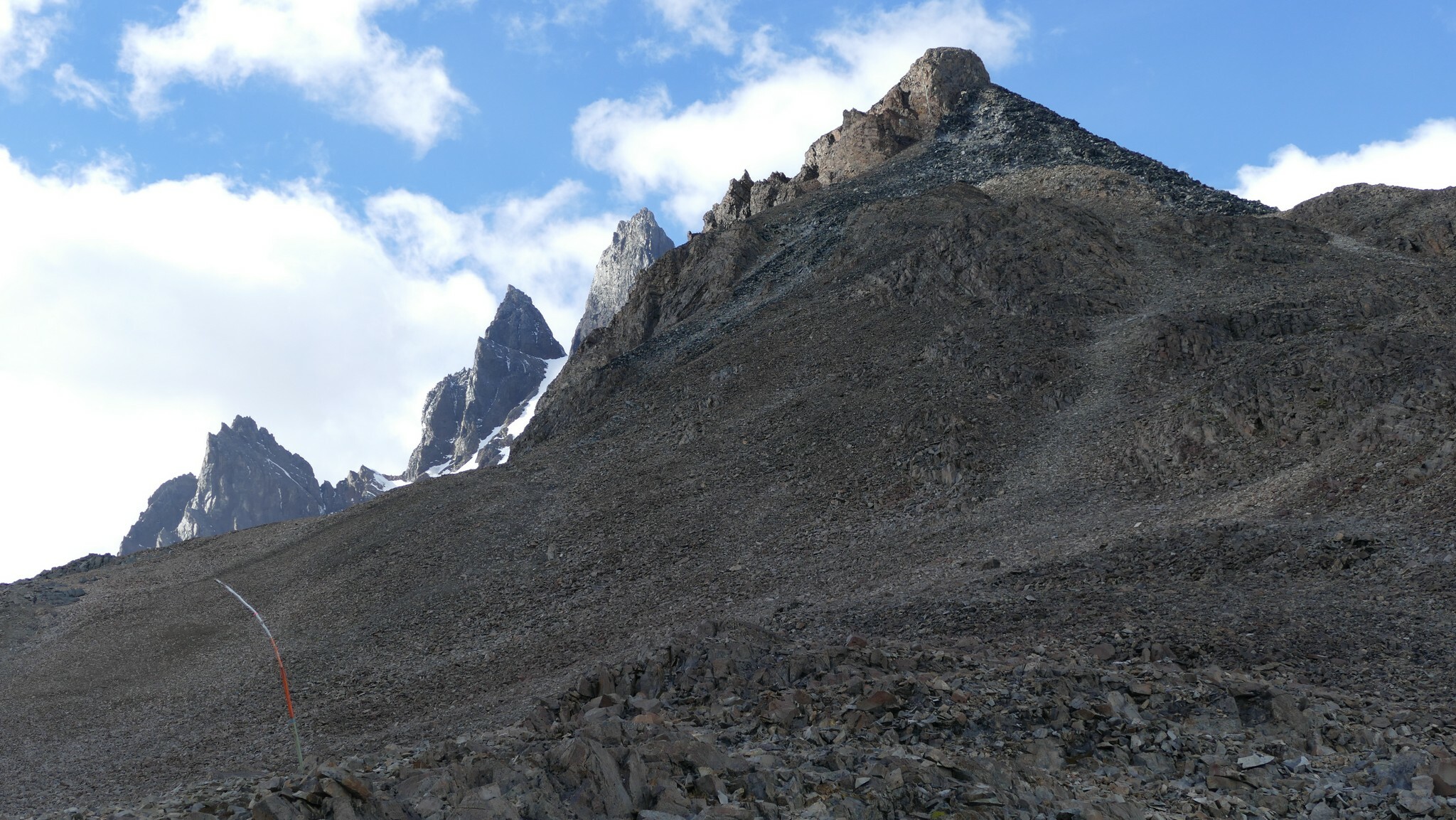 Klicke auf die Grafik für eine vergrößerte Ansicht

Name: Chile2016-03-15_Perros-Grey-11.JPG
Ansichten: 430
Größe: 677,9 KB
ID: 3145510