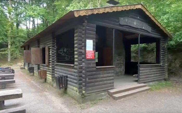Klicke auf die Grafik für eine vergrößerte Ansicht

Name: ruppertsklamm3a.jpg
Ansichten: 190
Größe: 56,8 KB
ID: 3145516