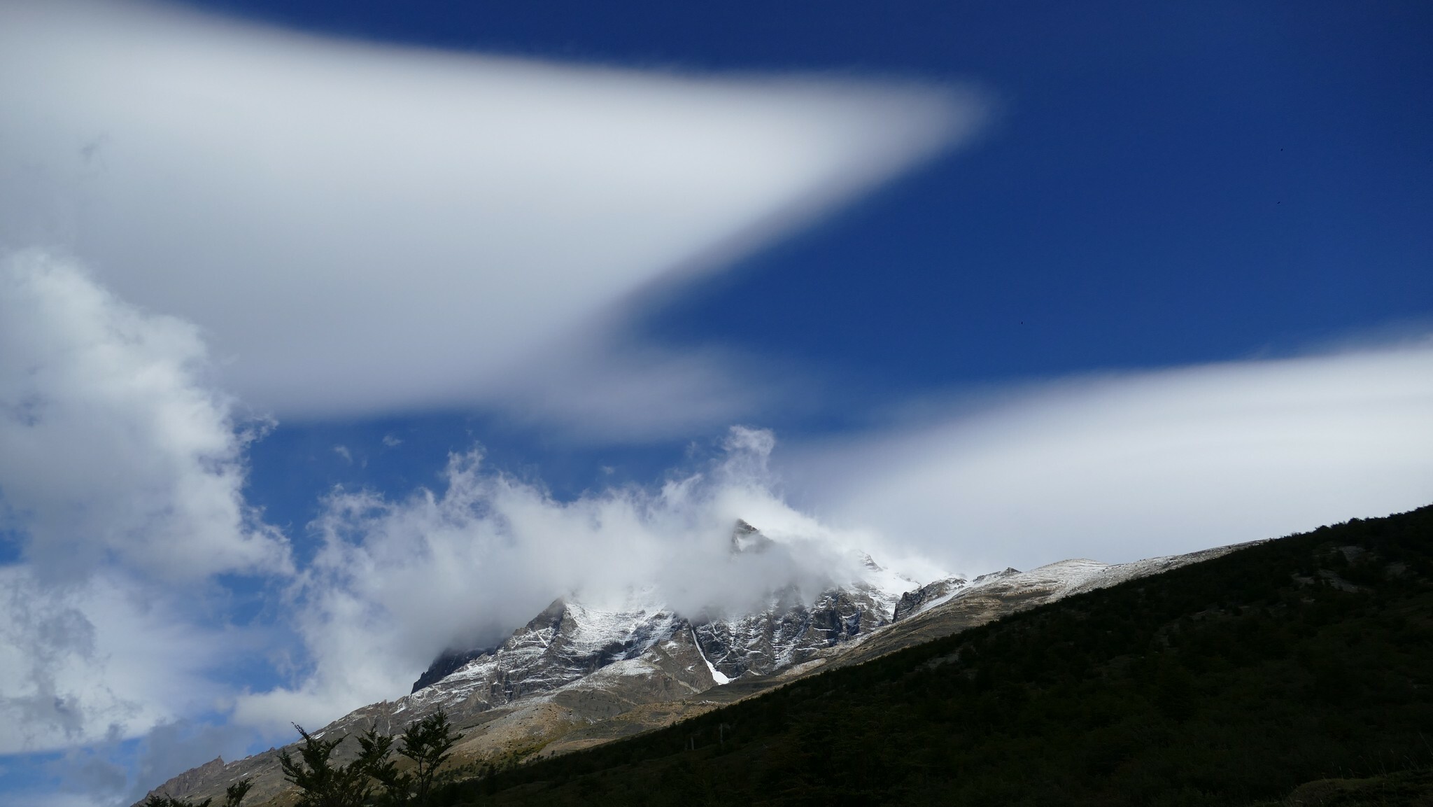 Klicke auf die Grafik für eine vergrößerte Ansicht

Name: Chile2016-03-18_Cuerons-Chileno-16.JPG
Ansichten: 428
Größe: 250,5 KB
ID: 3145539