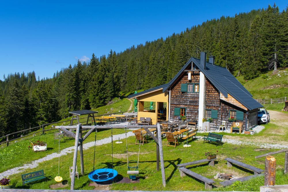 Klicke auf die Grafik für eine vergrößerte Ansicht  Name: 07 Die Rotsohlalm.jpg Ansichten: 0 Größe: 170,5 KB ID: 3152173