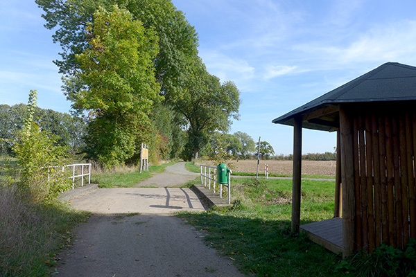 Klicke auf die Grafik für eine vergrößerte Ansicht  Name: SH_Weg_Schinna_2.jpg Ansichten: 0 Größe: 140,6 KB ID: 3158703