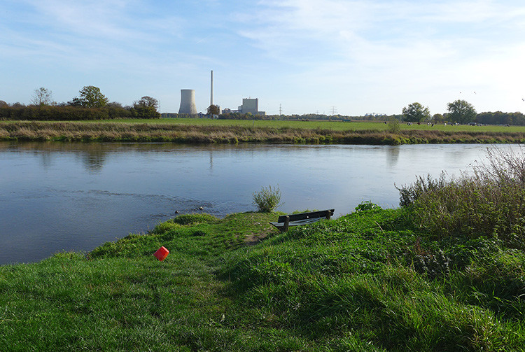 Klicke auf die Grafik für eine vergrößerte Ansicht Name: Weser_113.jpg Ansichten: 0 Größe: 173,8 KB ID: 3161675
