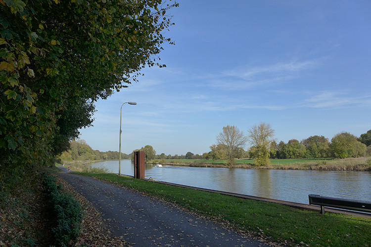 Klicke auf die Grafik für eine vergrößerte Ansicht Name: Weser_145.jpg Ansichten: 0 Größe: 152,7 KB ID: 3161974
