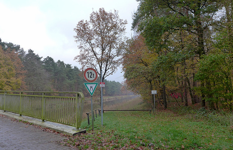Klicke auf die Grafik für eine vergrößerte Ansicht  Name: Weser_207.jpg Ansichten: 0 Größe: 216,5 KB ID: 3169472