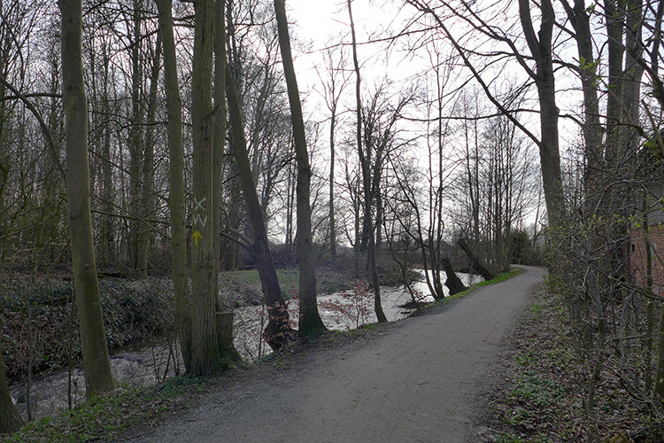 Klicke auf die Grafik für eine vergrößerte Ansicht  Name: Weser_544.jpg Ansichten: 0 Größe: 218,3 KB ID: 3190447