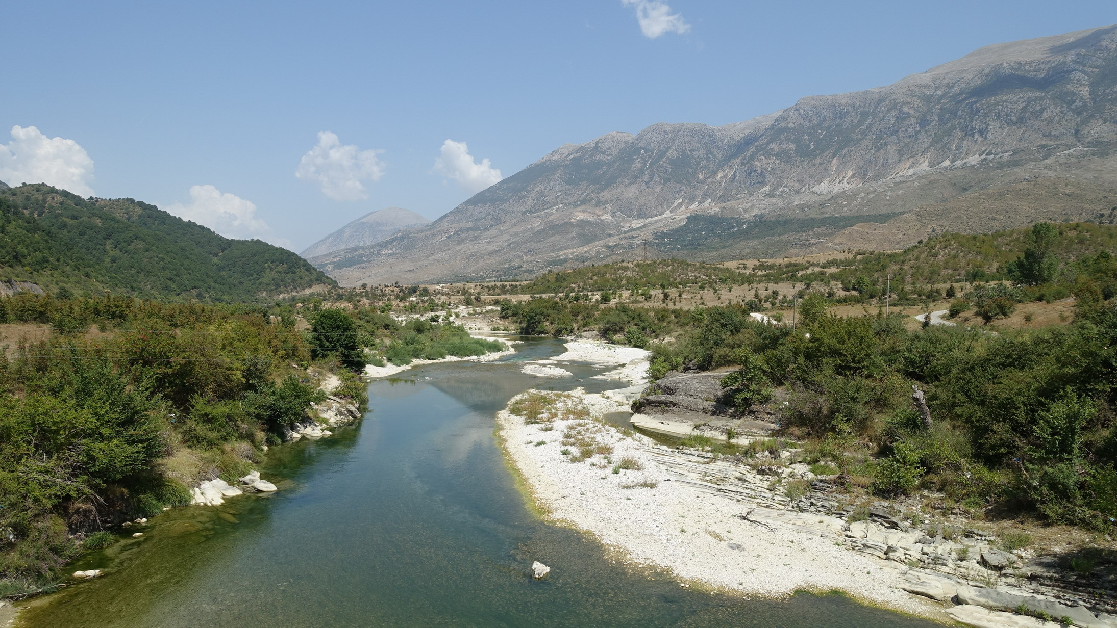 Klicke auf die Grafik für eine vergrößerte Ansicht  Name: Albania031_resize.jpg Ansichten: 0 Größe: 944,9 KB ID: 3193713
