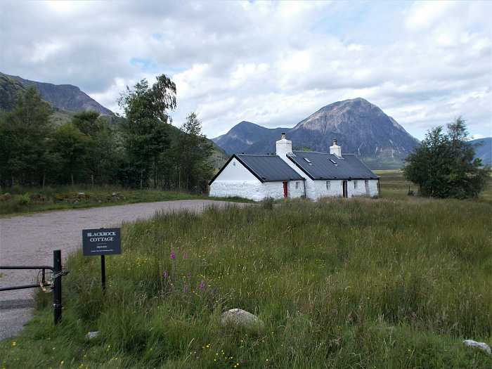 Klicke auf die Grafik für eine vergrößerte Ansicht

Name: 2022-07-29 West Highland Way 102.jpg
Ansichten: 669
Größe: 4,00 MB
ID: 3196902