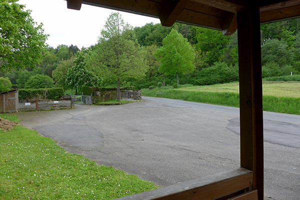 Klicke auf die Grafik für eine vergrößerte Ansicht  Name: SH_Kupprichhausen_2.jpg Ansichten: 0 Größe: 118,4 KB ID: 3199572