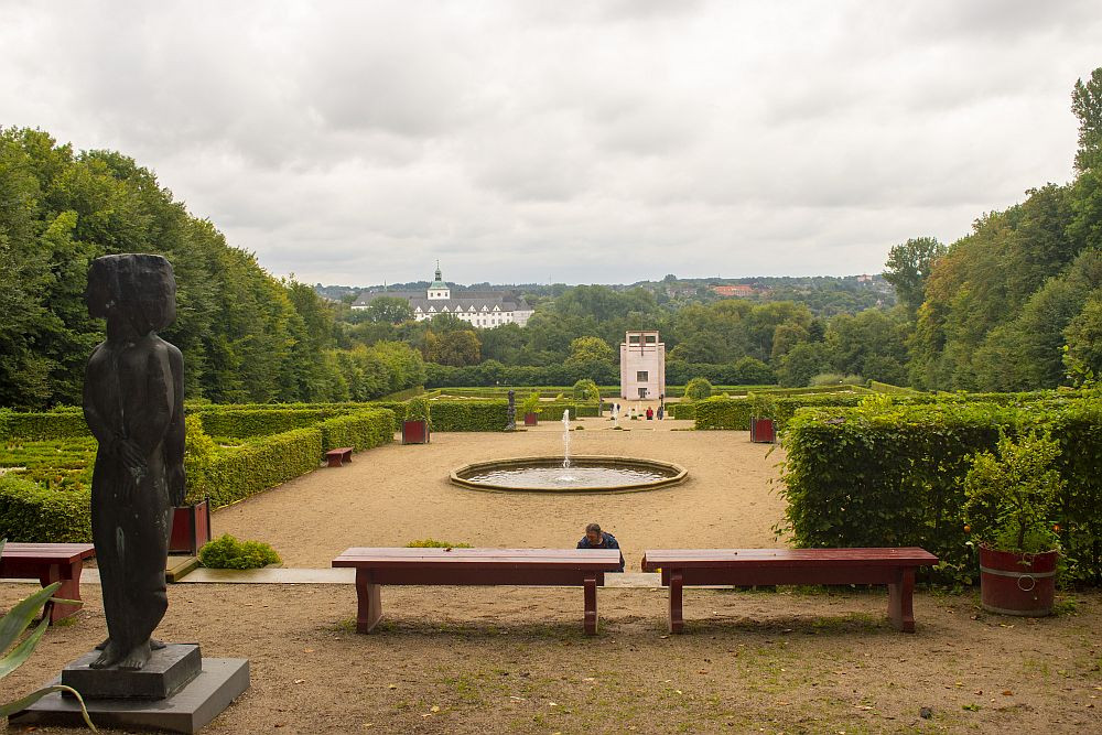 Klicke auf die Grafik für eine vergrößerte Ansicht  Name: 19 Das Globushaus im Barockgarten von Schloss Gottorf.jpg Ansichten: 0 Größe: 245,4 KB ID: 3200508