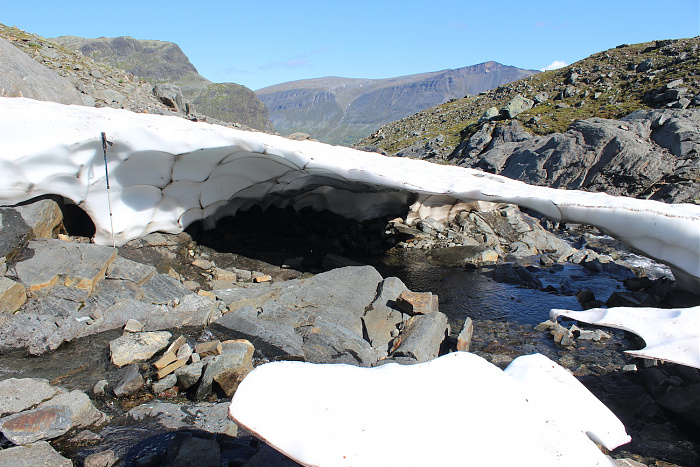 Klicke auf die Grafik für eine vergrößerte Ansicht

Name: Schneebrücke_Sarek_2021.jpg
Ansichten: 458
Größe: 541,1 KB
ID: 3202476
