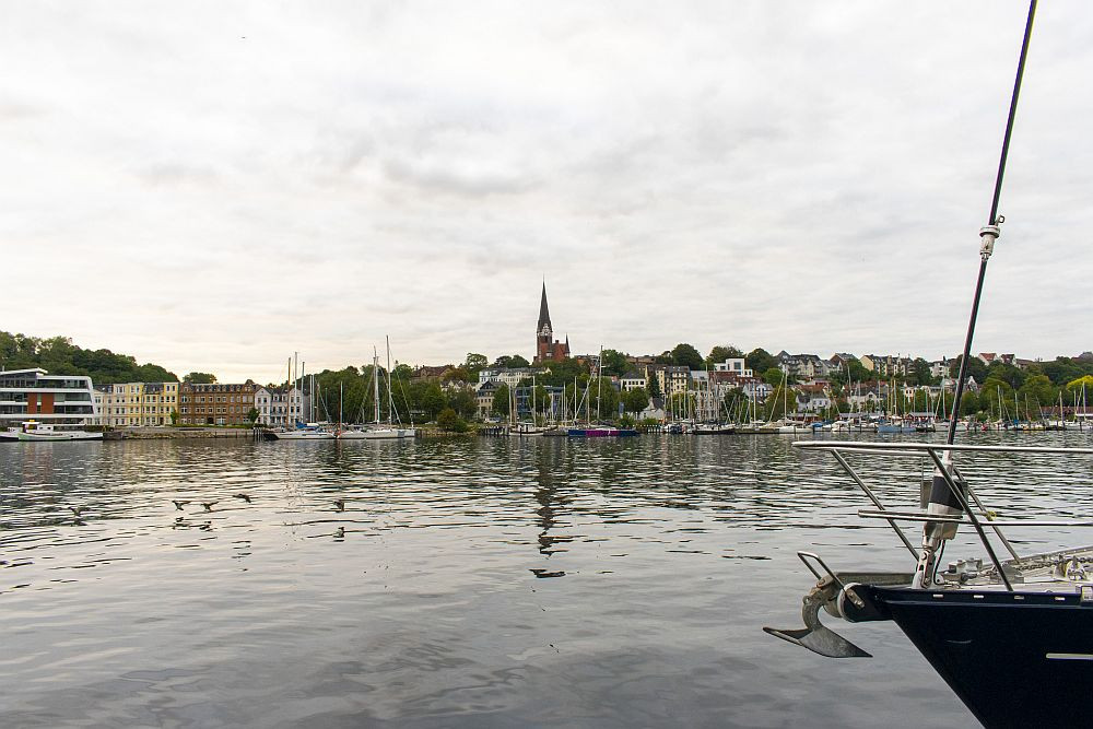 Klicke auf die Grafik für eine vergrößerte Ansicht  Name: 01 Der Morgen in Flensburg ist wieder bewölkt.jpg Ansichten: 0 Größe: 171,6 KB ID: 3203067