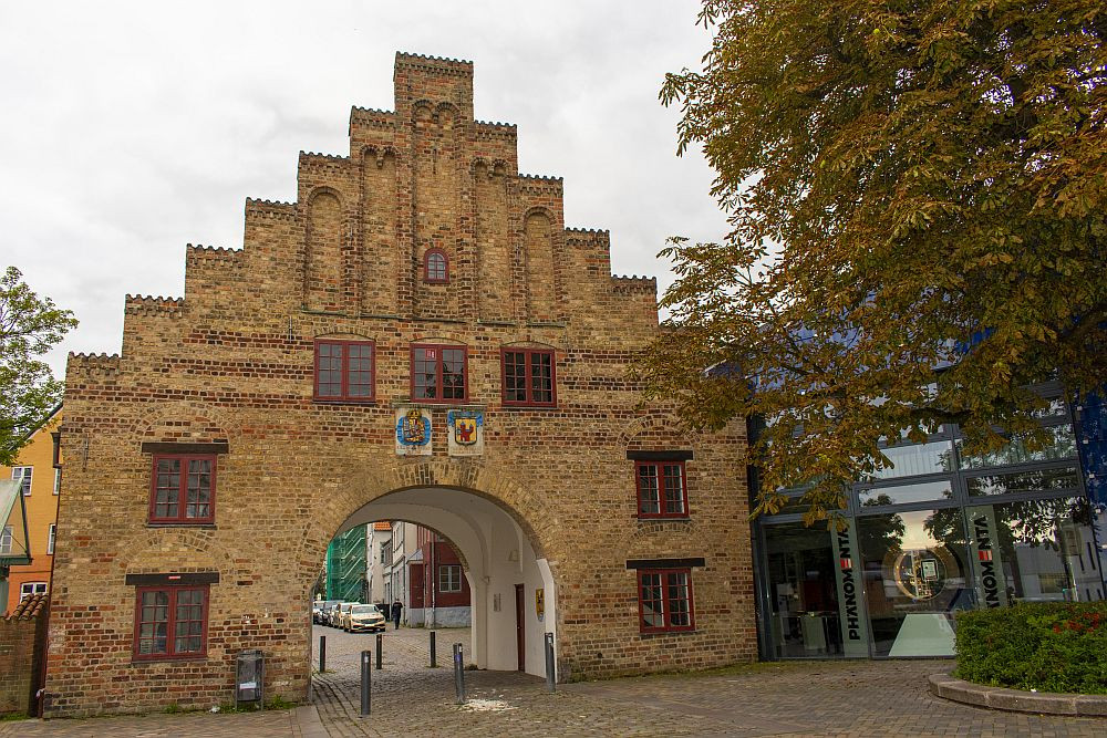 Klicke auf die Grafik für eine vergrößerte Ansicht  Name: 02 Das Nordertor in Flensburg.jpg Ansichten: 0 Größe: 330,8 KB ID: 3203068