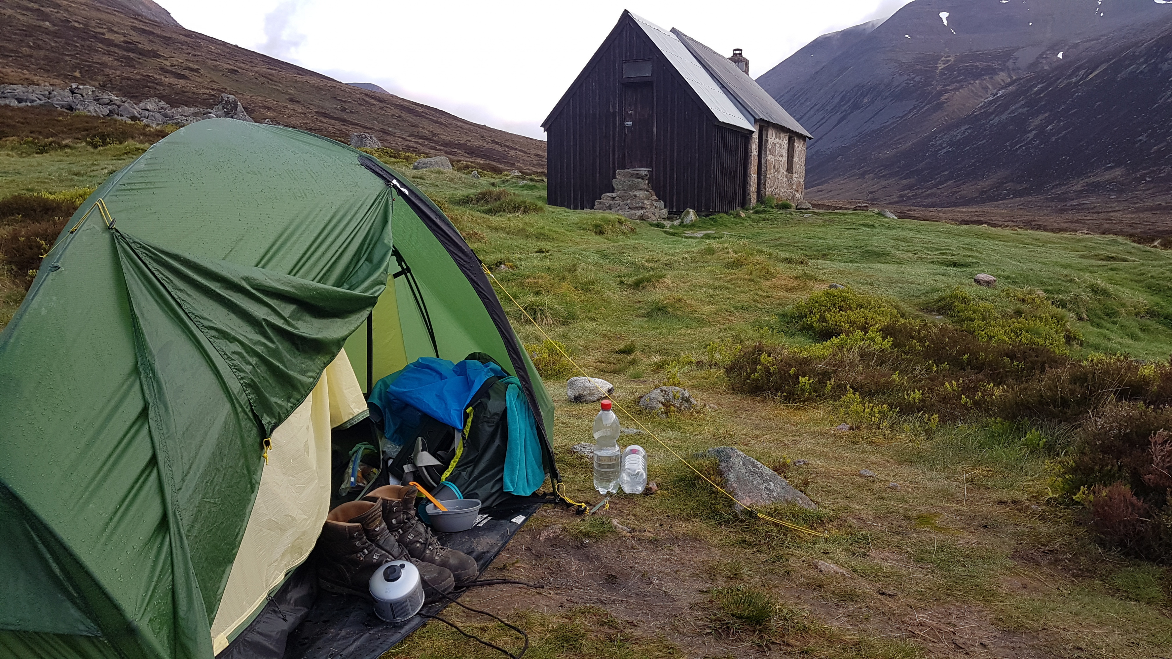 Klicke auf die Grafik für eine vergrößerte Ansicht

Name: 20230522_061700 Zelt vor Corrour Bothy.jpg
Ansichten: 311
Größe: 3,69 MB
ID: 3208461