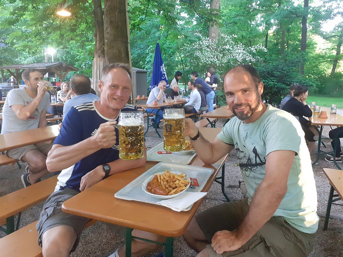 Klicke auf die Grafik für eine vergrößerte Ansicht  Name: Biergartenfoto.jpg Ansichten: 0 Größe: 322,1 KB ID: 3220192